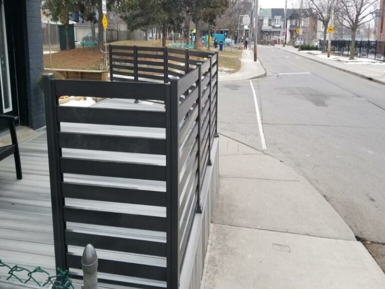 1x2 Aluminum Horizontal Slat Fence