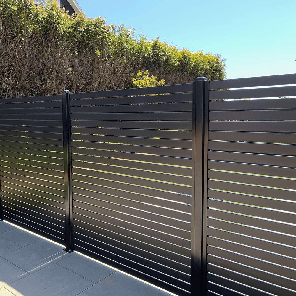 Gallery - Aluminum Horizontal Slat Fence