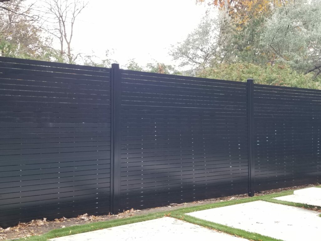 aluminum horizontal slat fence chicago