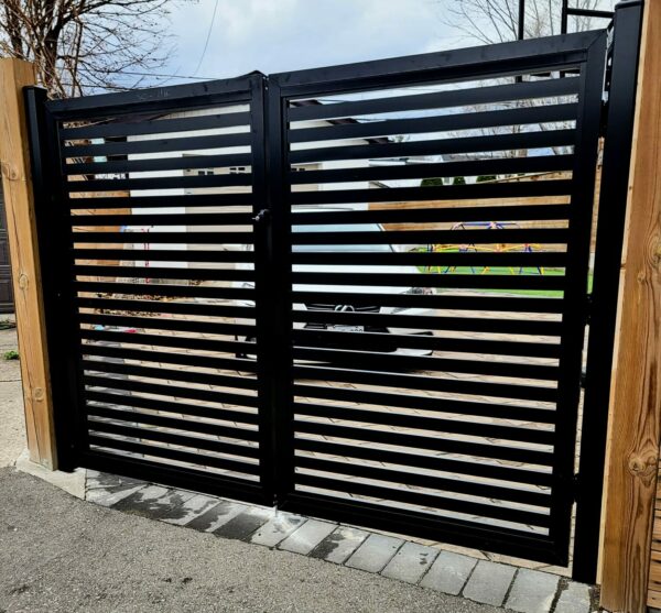 aluminum horizontal fence canada