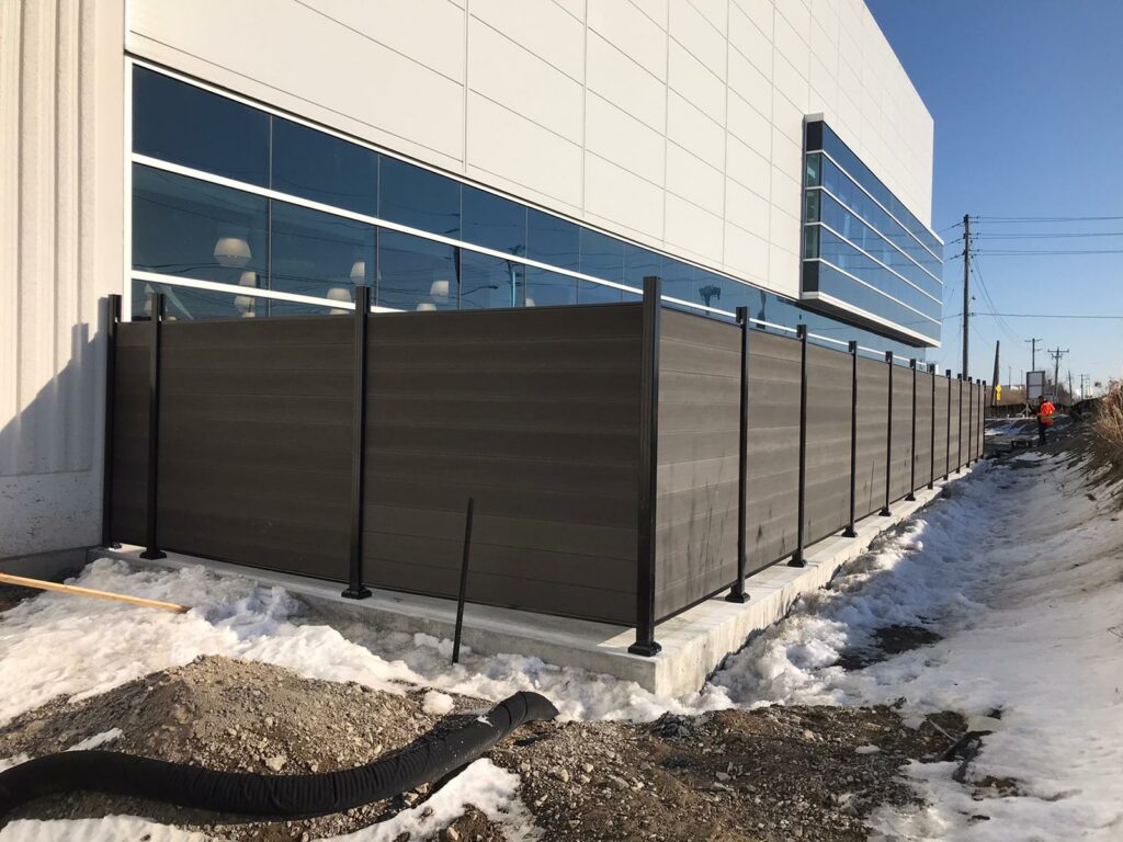 commercial privacy fence usa