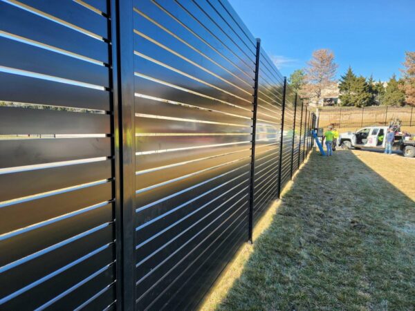 1x3 aluminum horizontal slat fence usa